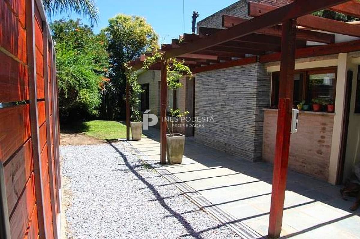 Casa en alquiler Mansa 4 dormitorios Punta del Este
