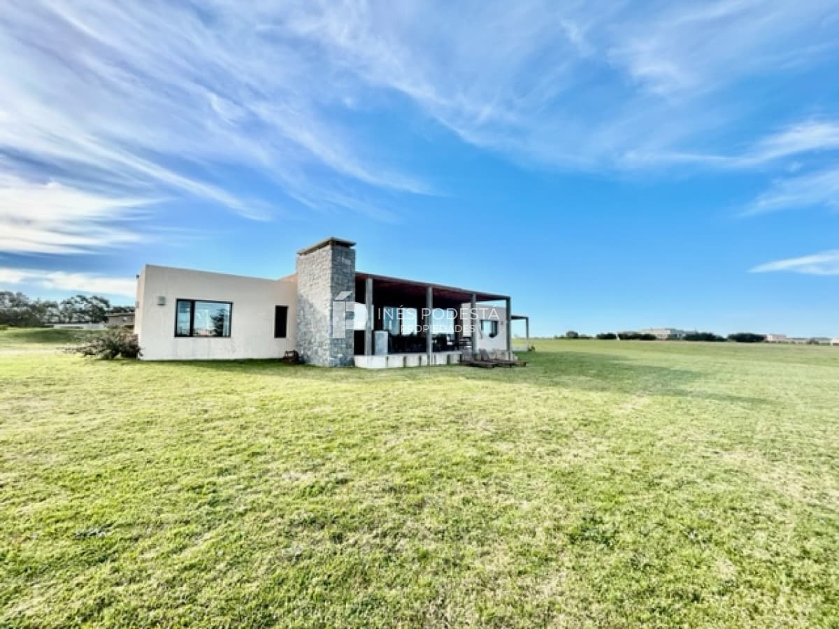 Casa ID.40180 - VENTA EN PUEBLO MIO, DOS SUITES MÁS TOILETTE