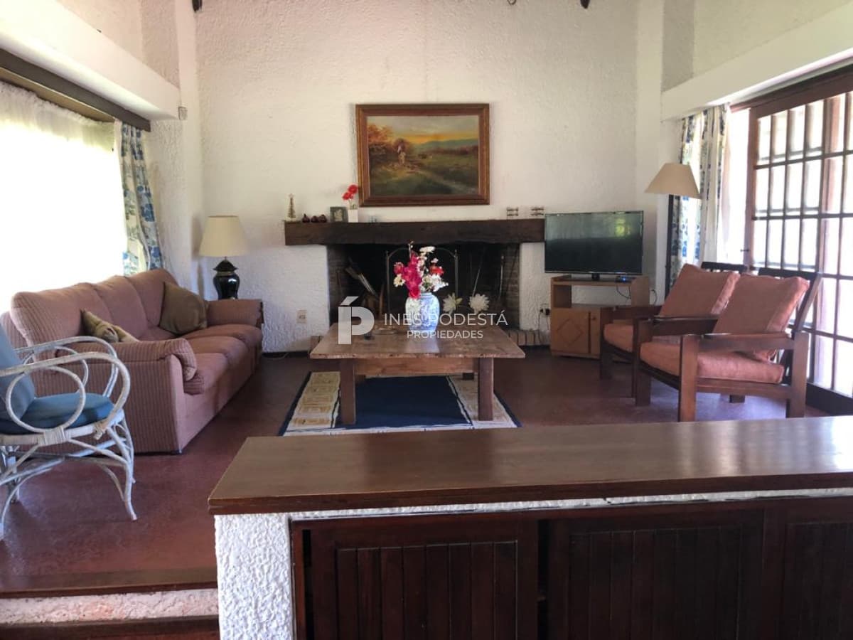 Casa ID.3675 - Casa en Venta  Beverly Hills