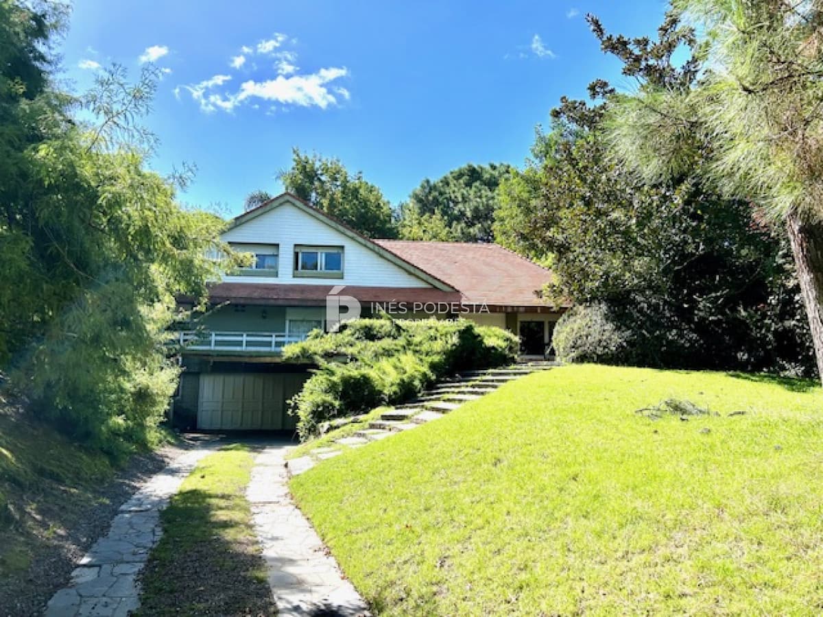 Casa ID.325 - Casa en Venta 5 dormitorios en San Rafael