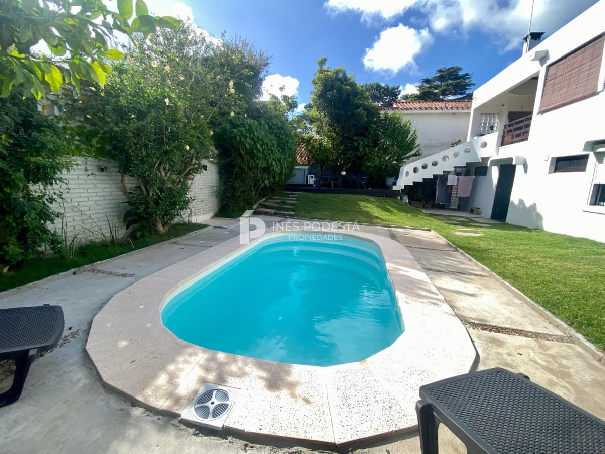 Casa en Mansa alquiler de temporada 4 dormitorios con piscina