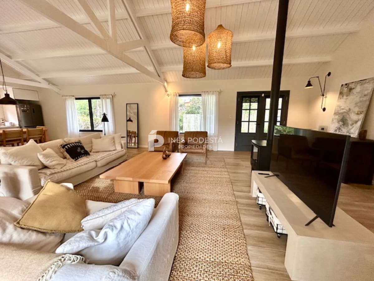 Casa en alquiler de temporada 4 dormitorios Punta del Este