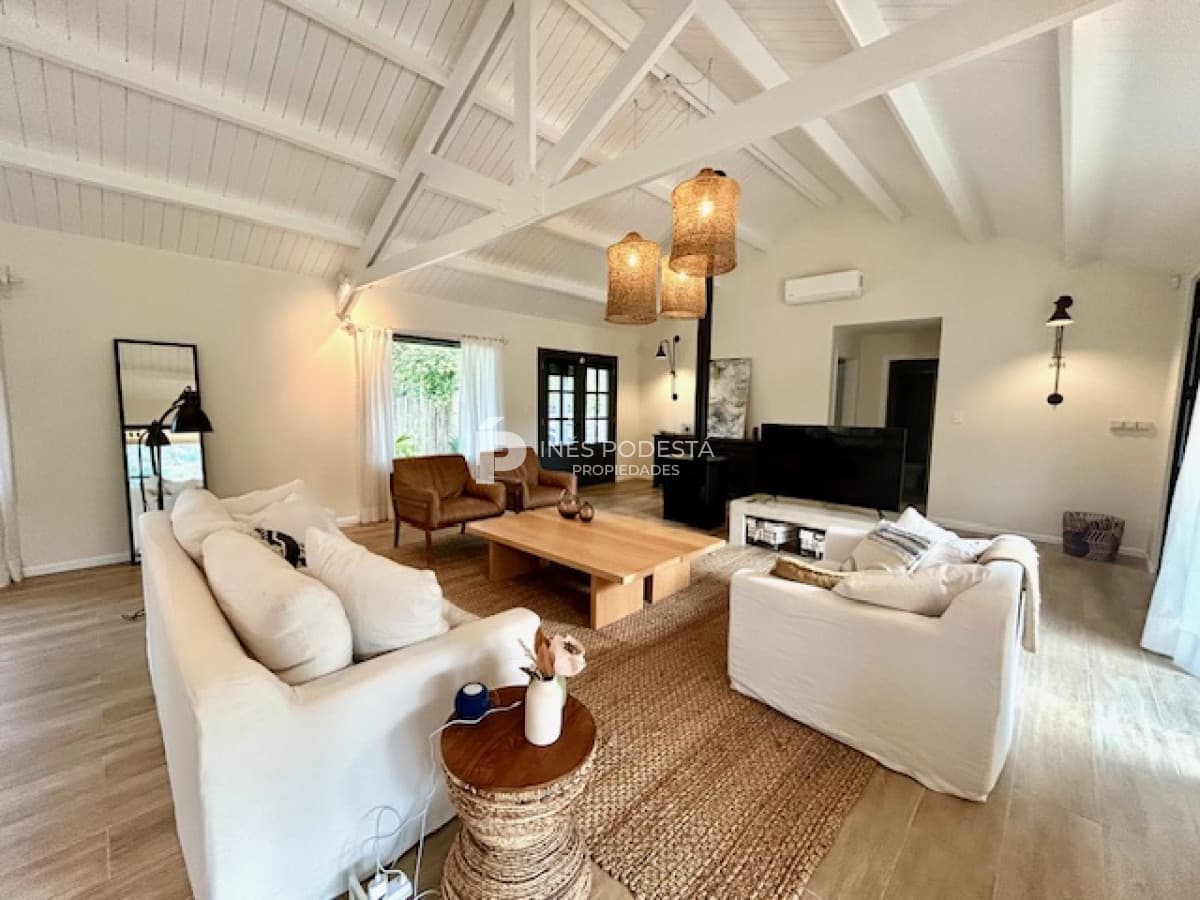 Casa en alquiler de temporada 4 dormitorios Punta del Este