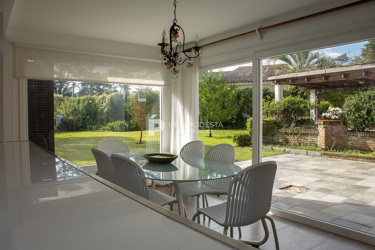 Alquiler casa de temporada, 7 dormitorios mansa Punta del Este