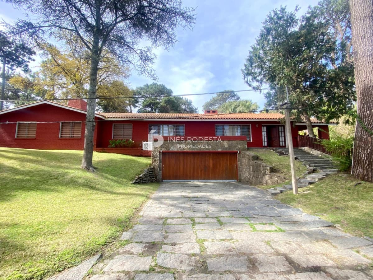 Casa ID.4899 - Venta casa en mansa 4 dormitorios, piscina| Punta del Este