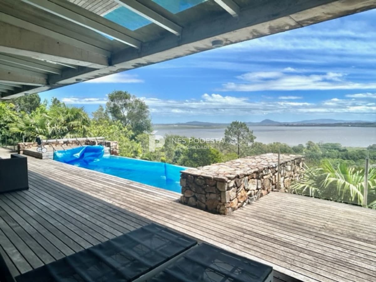 Casa ID.37266 - Venta casa con 4 suites