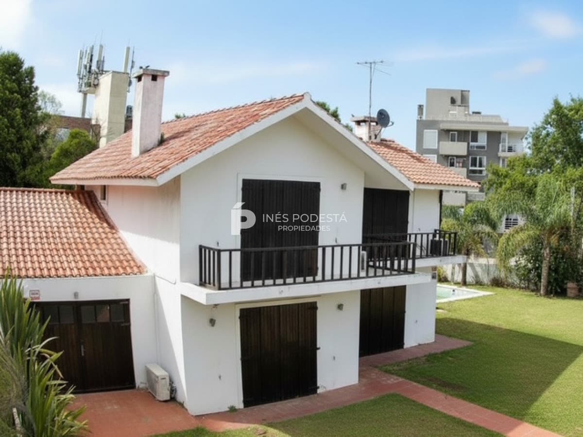 Alquiler con piscina de 3 dormitorios en Mansa