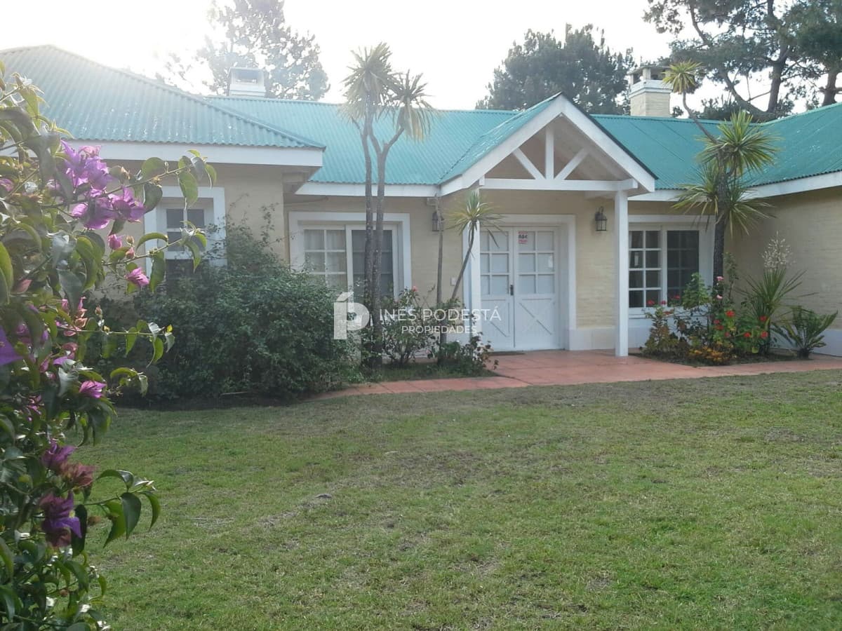 Casa en alquiler de 3 dormitorios