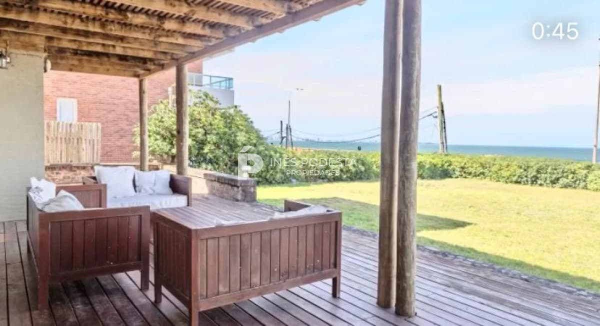 Casa ID.2001 - Casa en venta de 4 dormitorios, Punta del Este Pinares