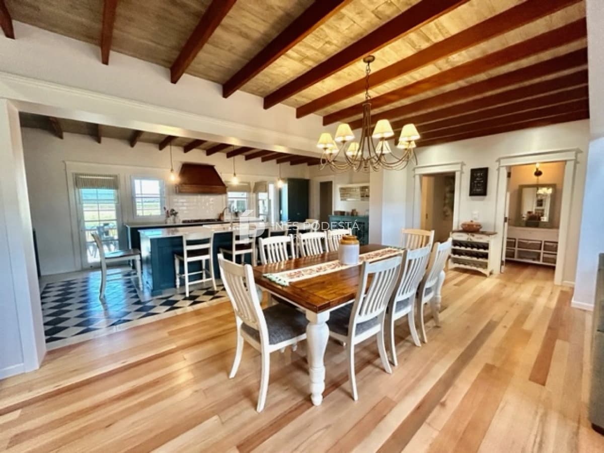 Chacra ID.40181 - VENTA EN NARBONA con 4 suites