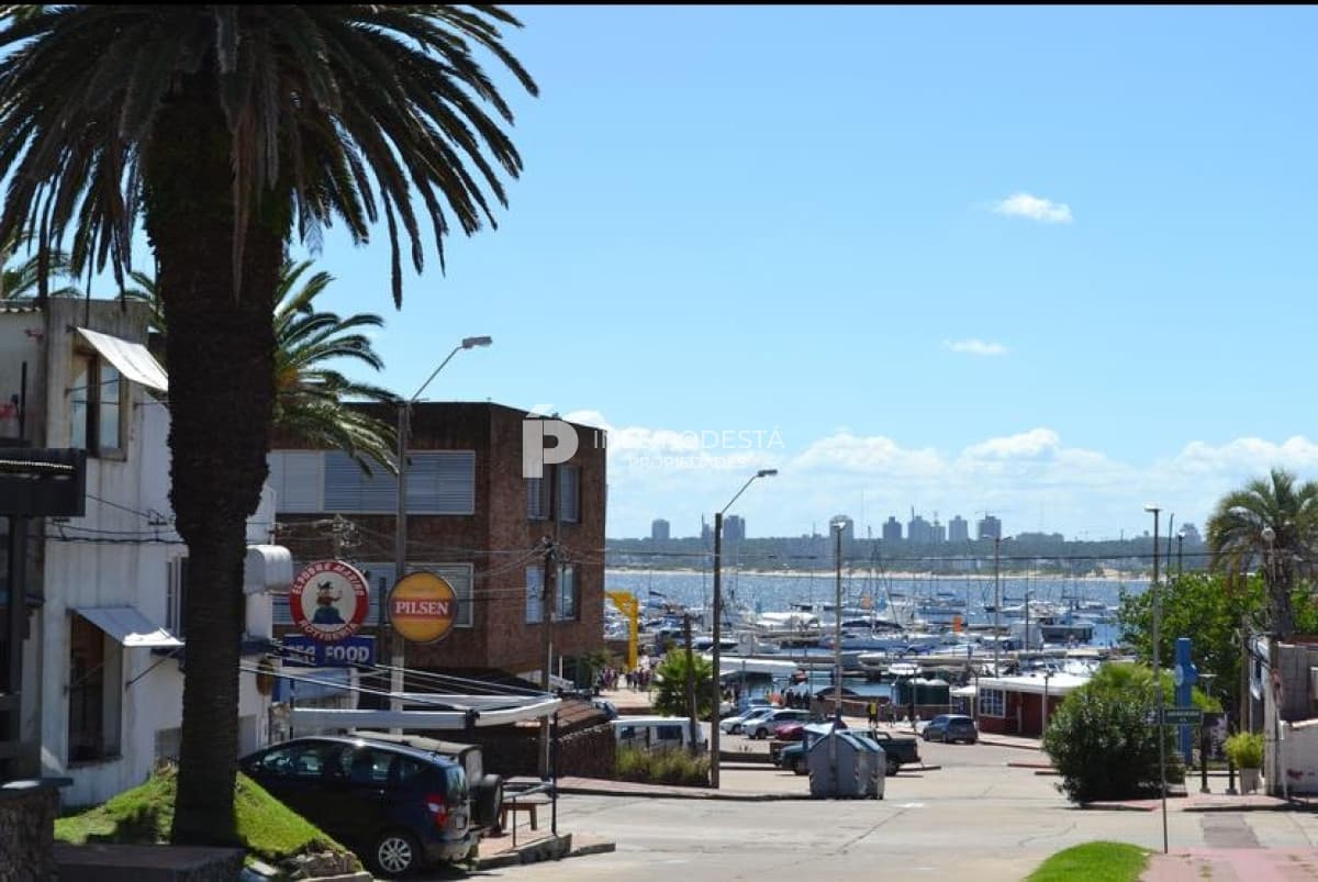 Local Comercial ID.40723 - VENTA LOCAL | ZONA PUERTO PUNTA DEL ESTE