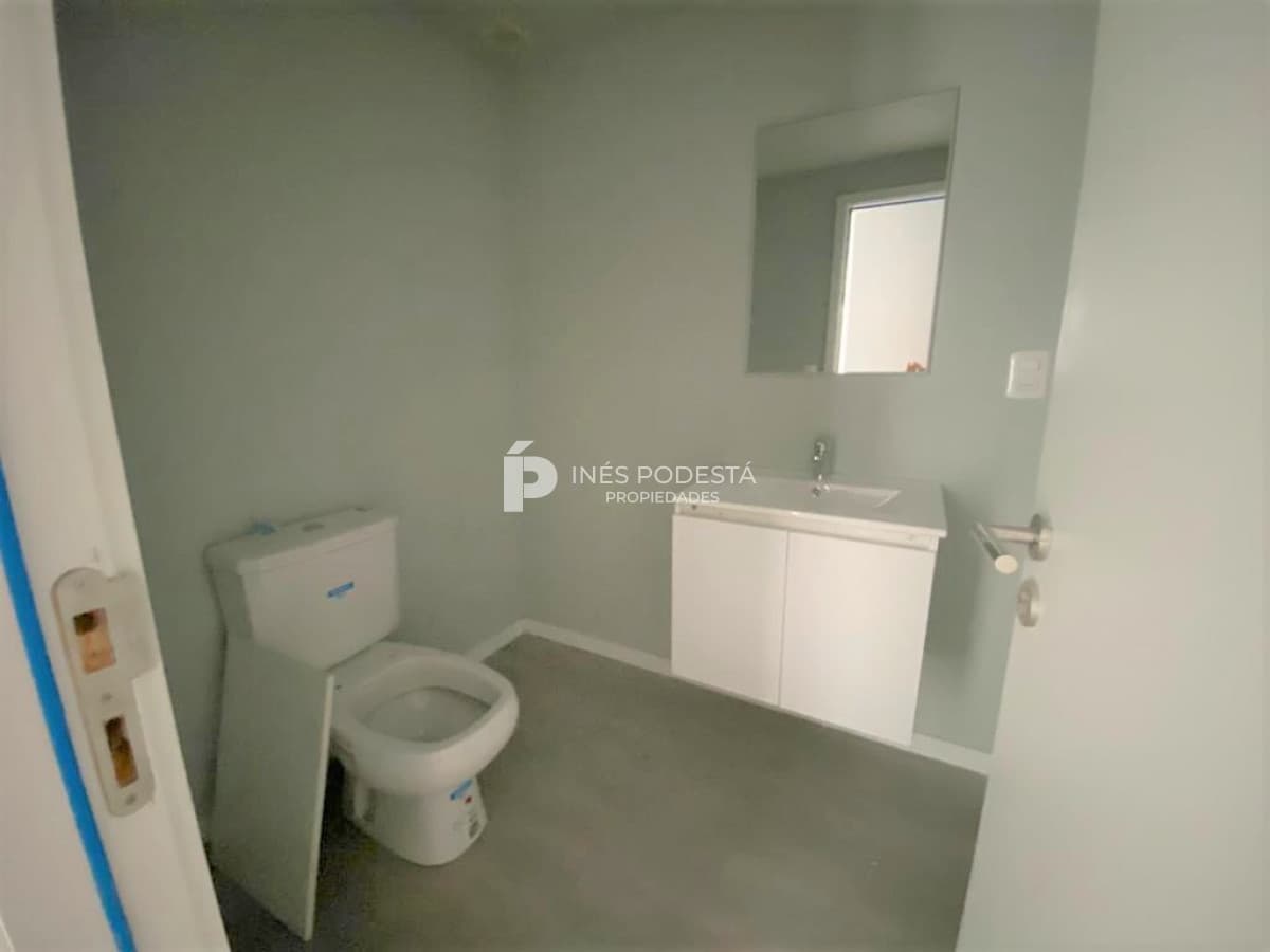 Local Comercial ID.38403 - Venta  local sobre Av. Roosevelt