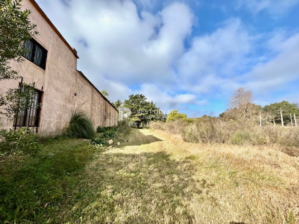 Terreno ID.41571 - Venta gran terreno con galpón