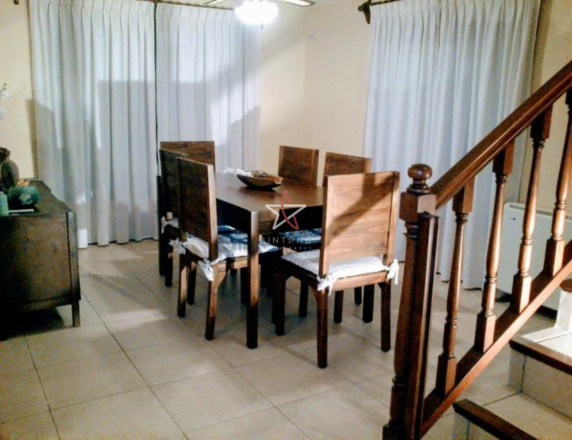 CASA, 3 DOMITORIOS, 3 BAÑOS, JARDINES DE CORDOBA, PUNT DEL ESTE, ALQUILER  - Bintang Propiedades