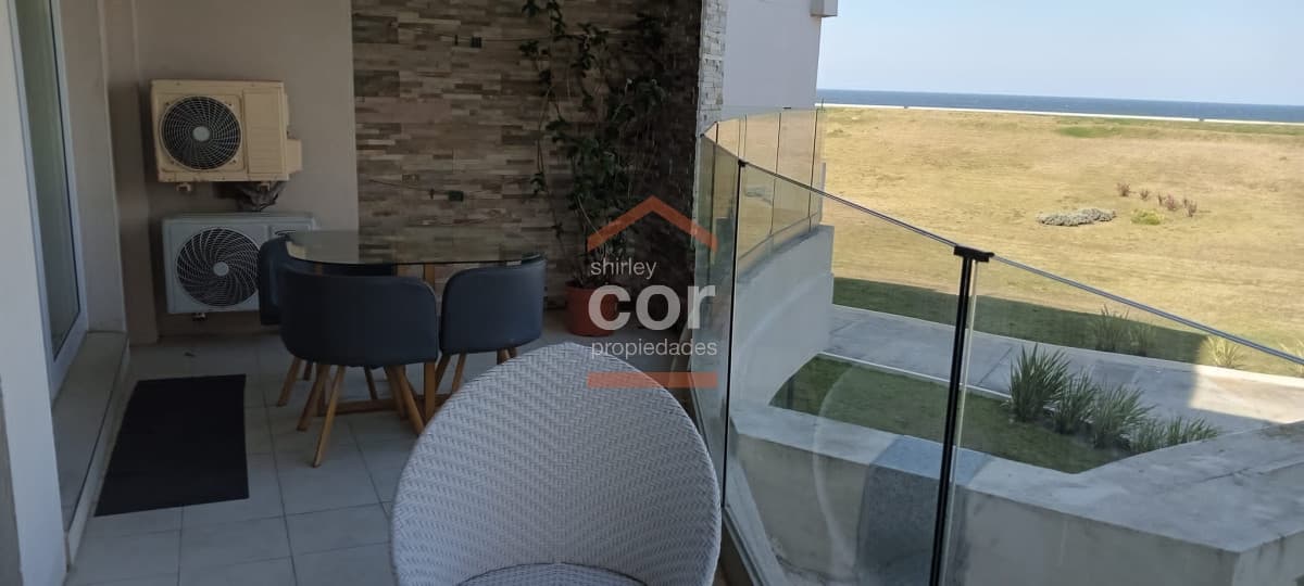 Apartamento en Punta Ballena, Laguna del Sauce