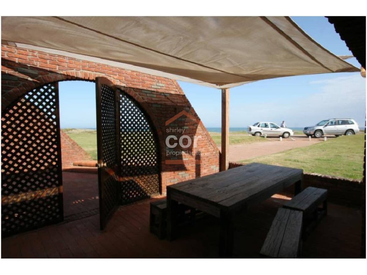 Apartamento en Manantiales, Manantiales