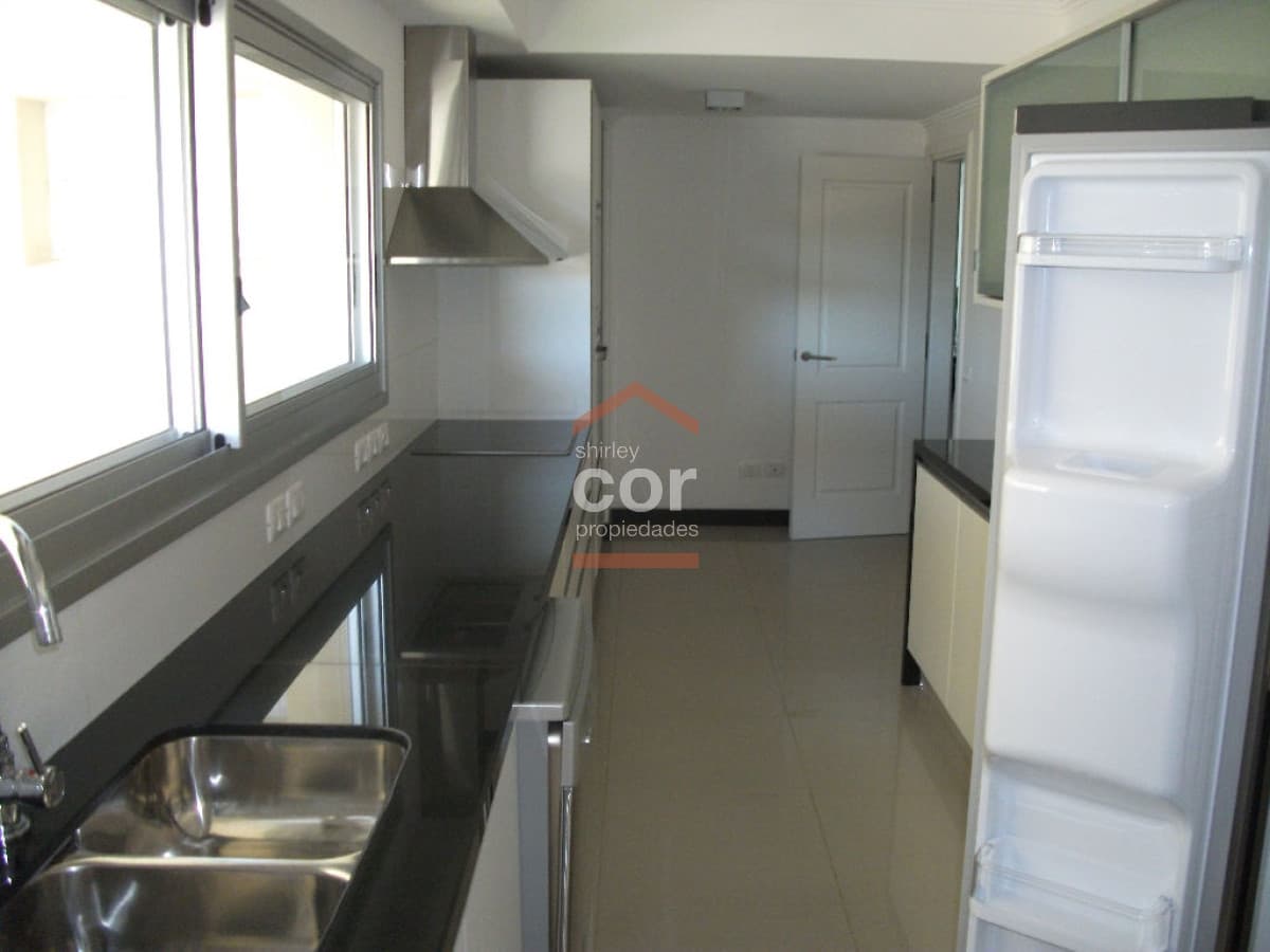 Apartamento en Punta del Este, Brava