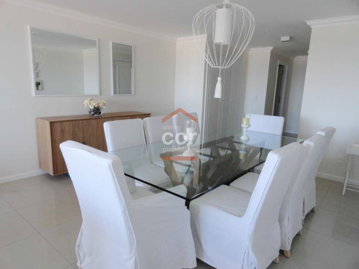 Apartamento en Punta del Este, Brava