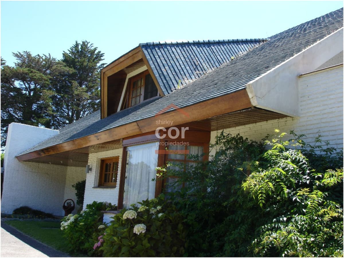 Casa en Punta del Este, Lugano