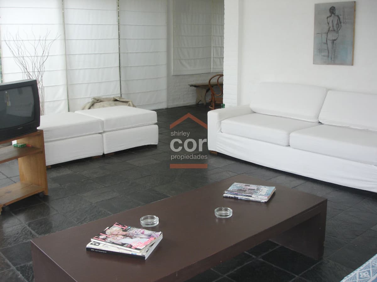 Casa en La Barra, Montoya