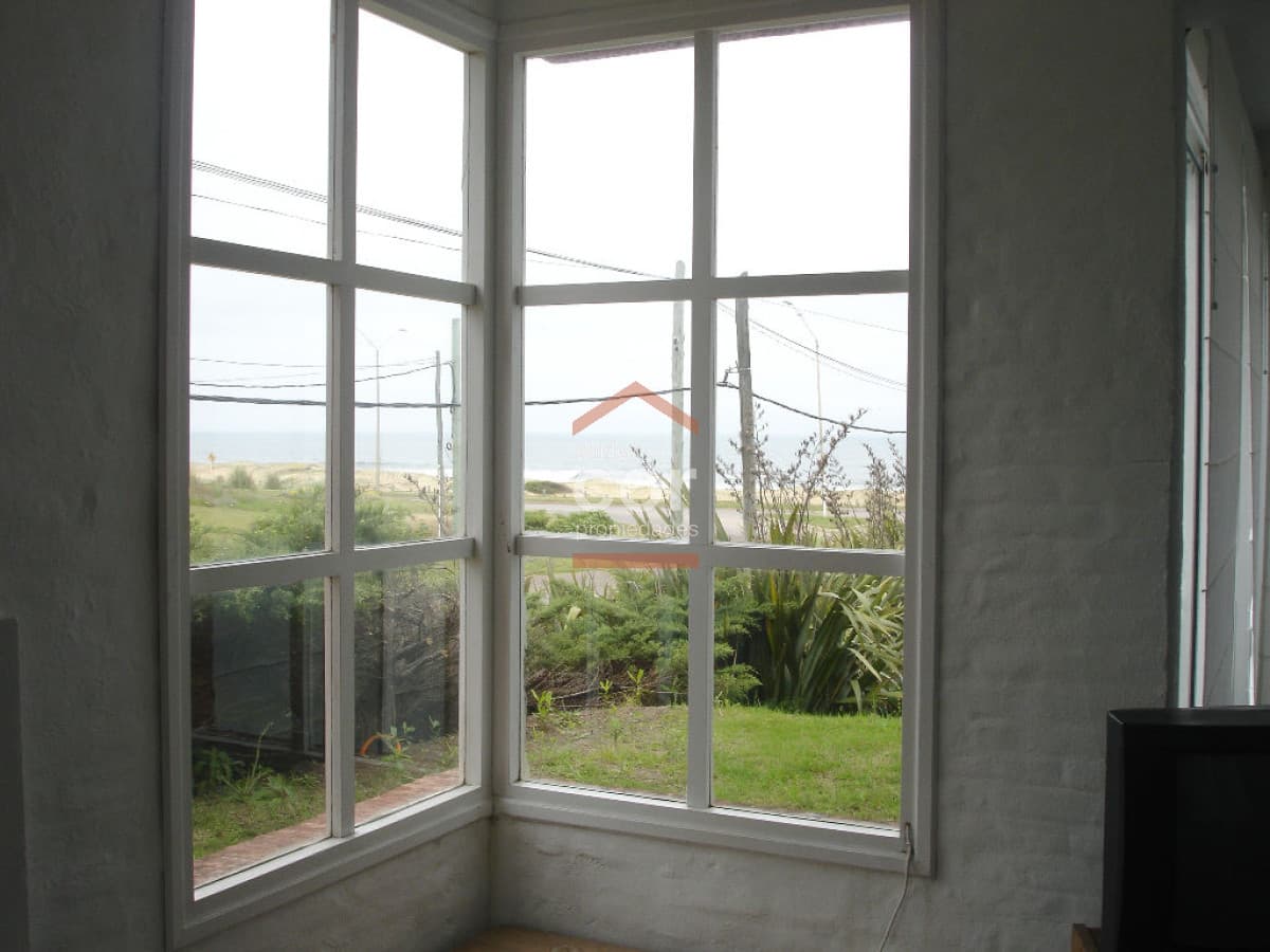 Casa en La Barra, Montoya