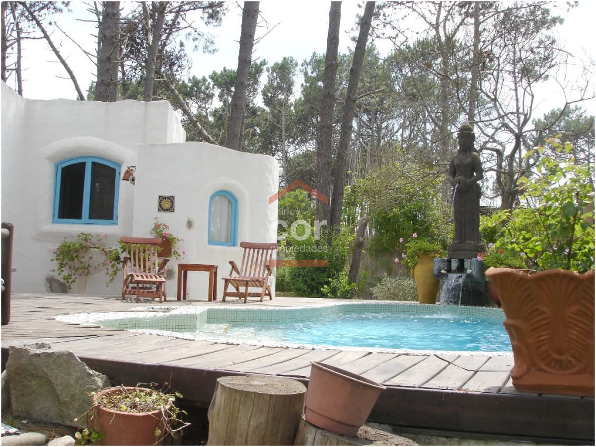 Casa en La Barra, Montoya