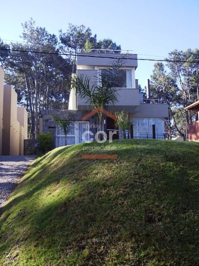 Casa en La Barra, Montoya