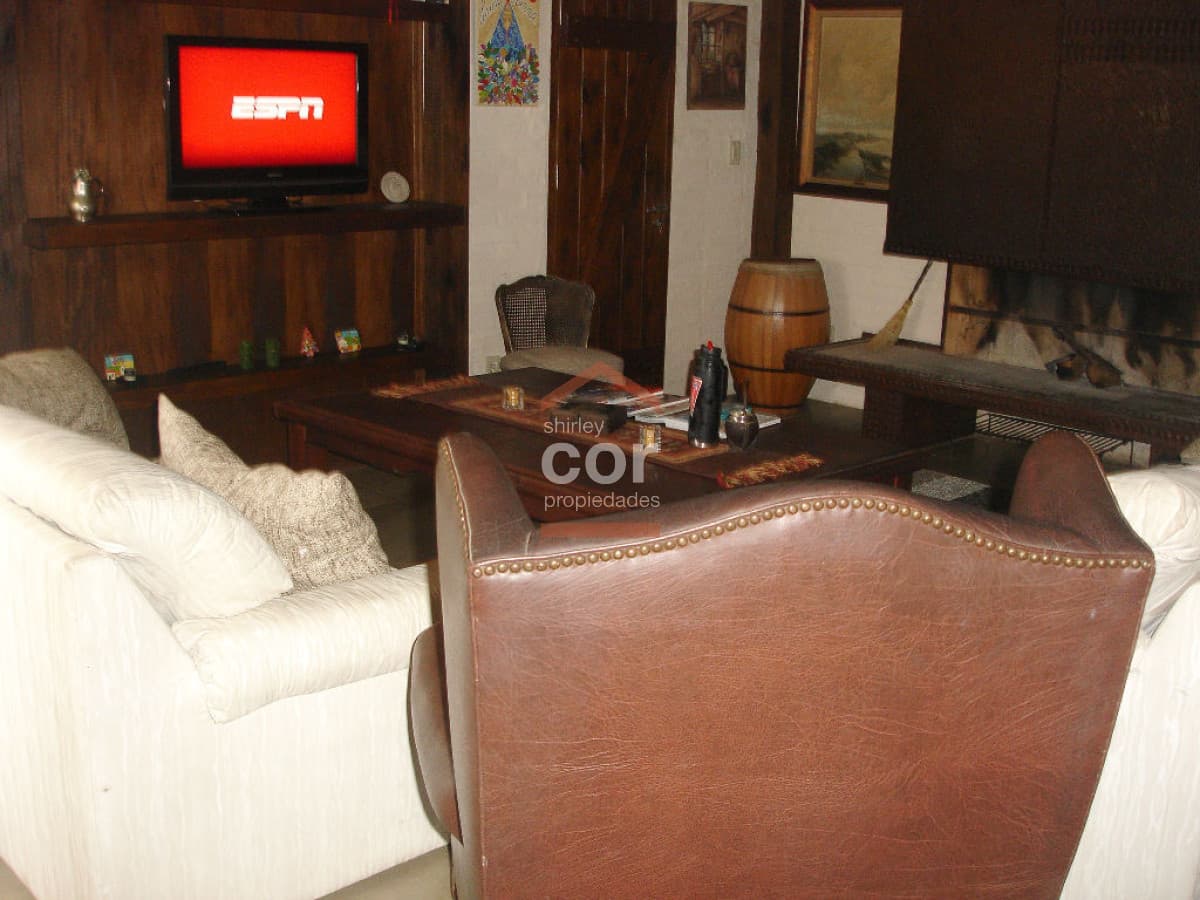 Casa en La Barra, El Tesoro