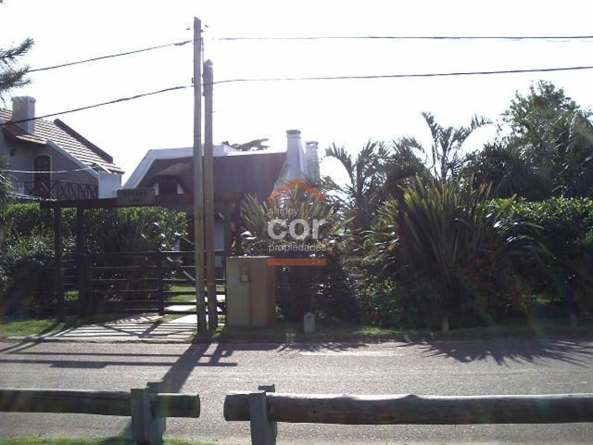 Casa en La Barra, El Tesoro