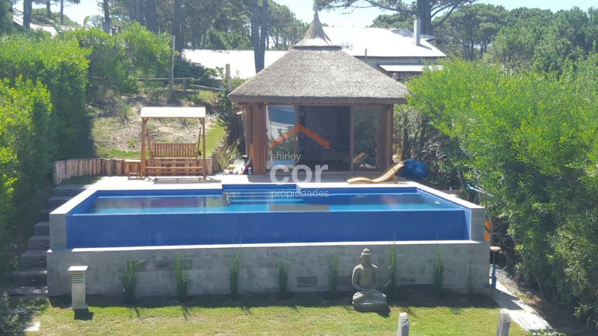 Casa en La Barra, Montoya