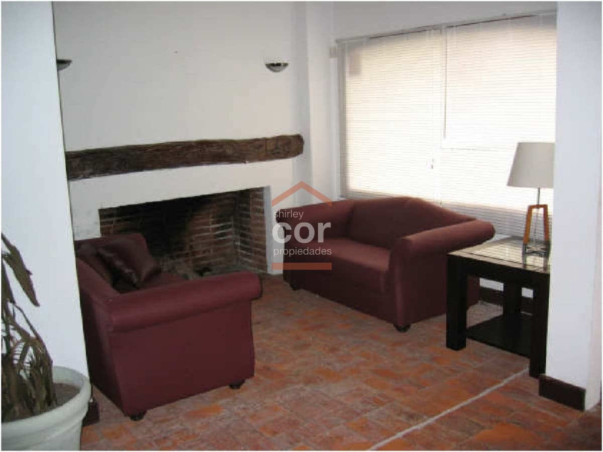 Local en Punta del Este, Roosevelt