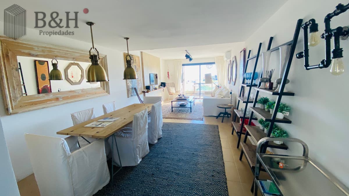 Alquiler departamento 2 dormitorios en Manantiales frente al mar disponible 16 enero al 2 de febrero
