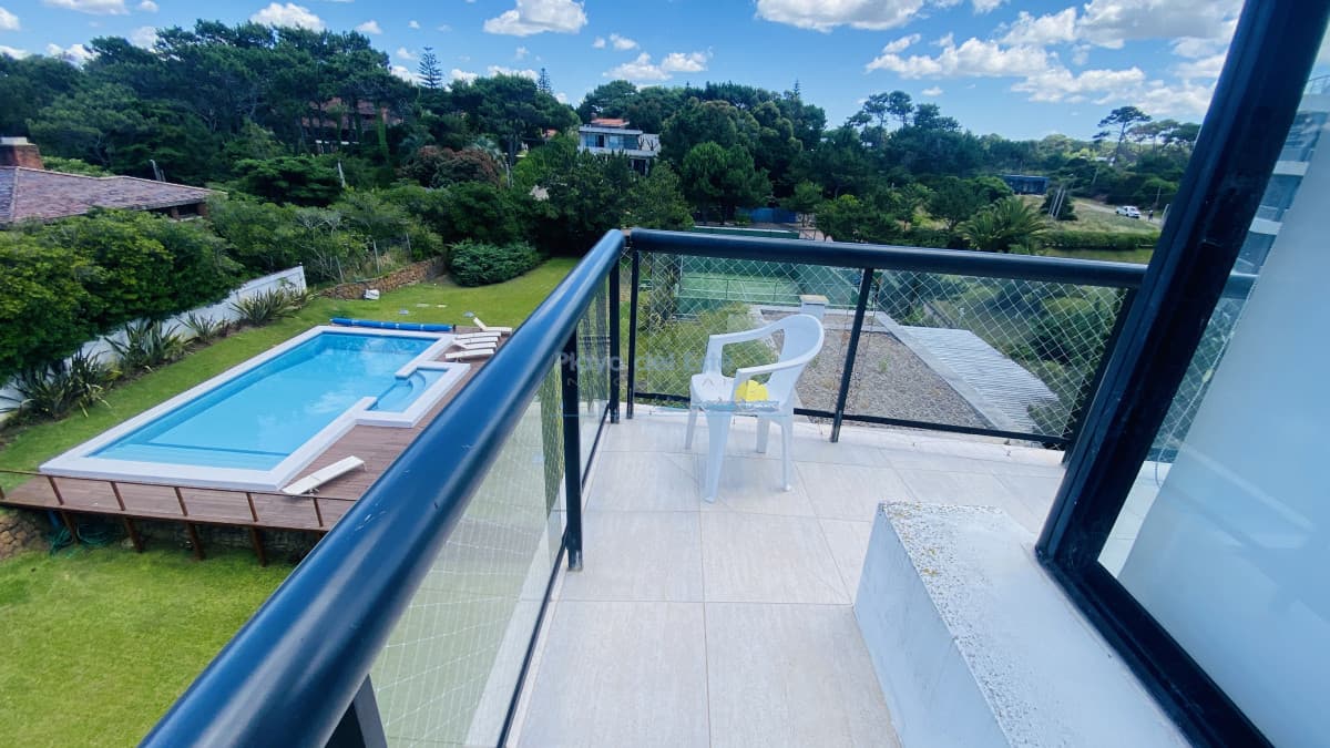 Venta apartamento en Rincon del Indio 3 dormitorios parada 27 Brava - Inmobiliaria Playa del Este