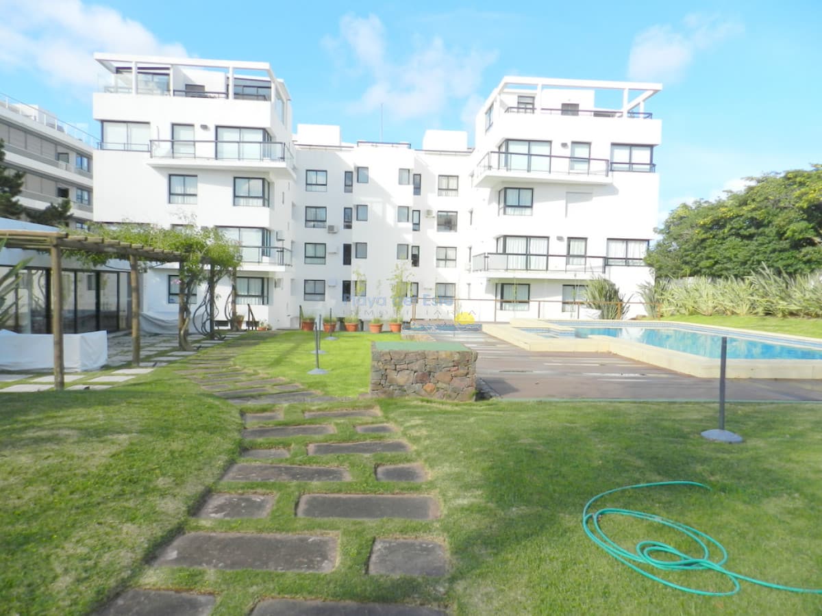 Venta apartamento en Rincon del Indio 3 dormitorios parada 27 Brava - Inmobiliaria Playa del Este