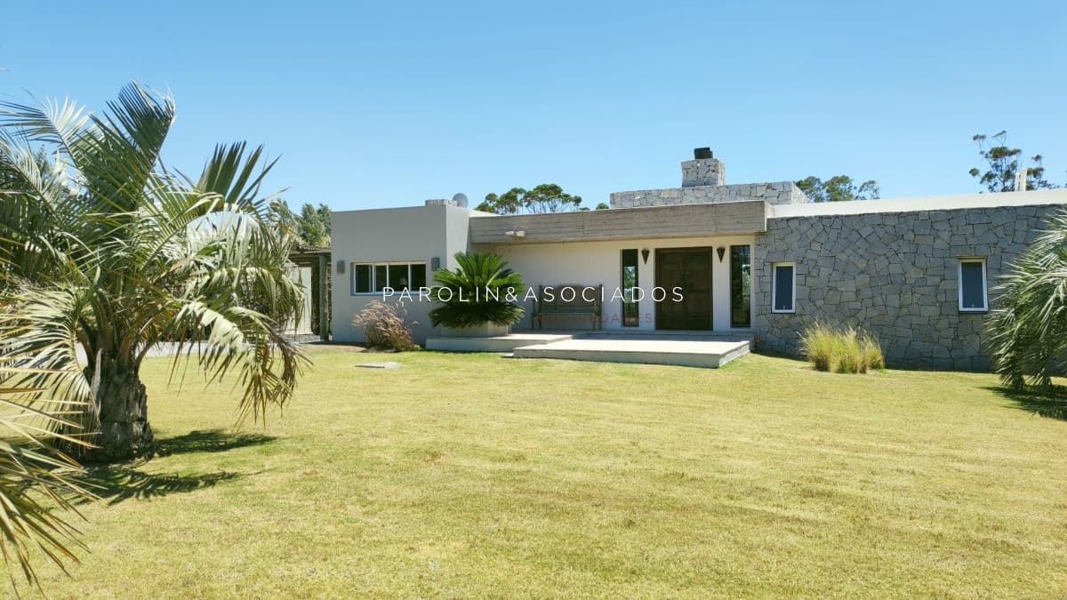Casa en venta en El Quijote, Punta del Este.