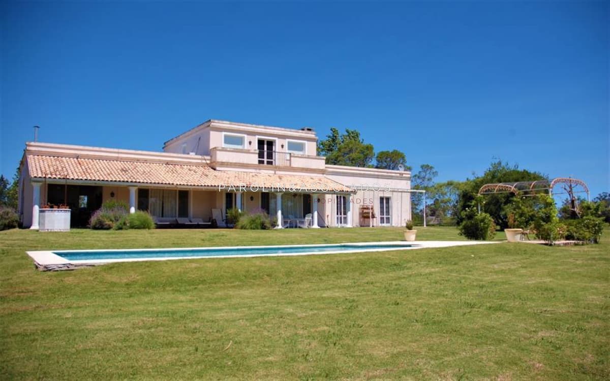 Casa en venta en El Quijote, La Barra, Punta del Este