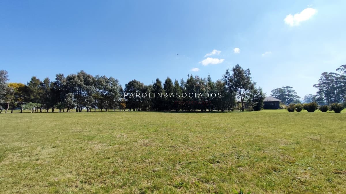 Hermoso lote en venta en El Quijote, Punta del Este.