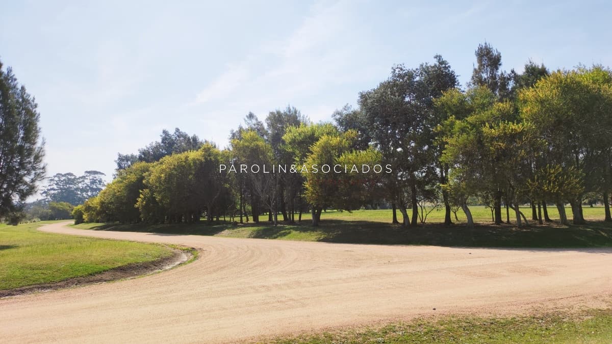 Hermoso lote en venta en El Quijote, Punta del Este.