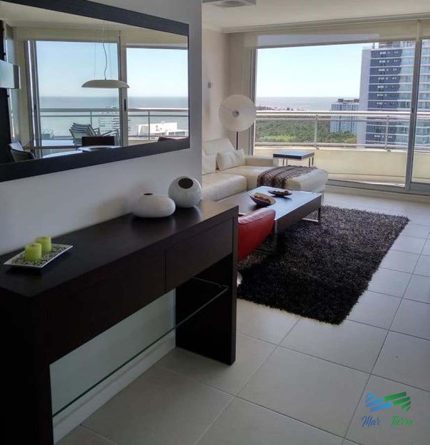 Alquilo por temporada apartamento 3 dormitorios con servicios, Punta del Este