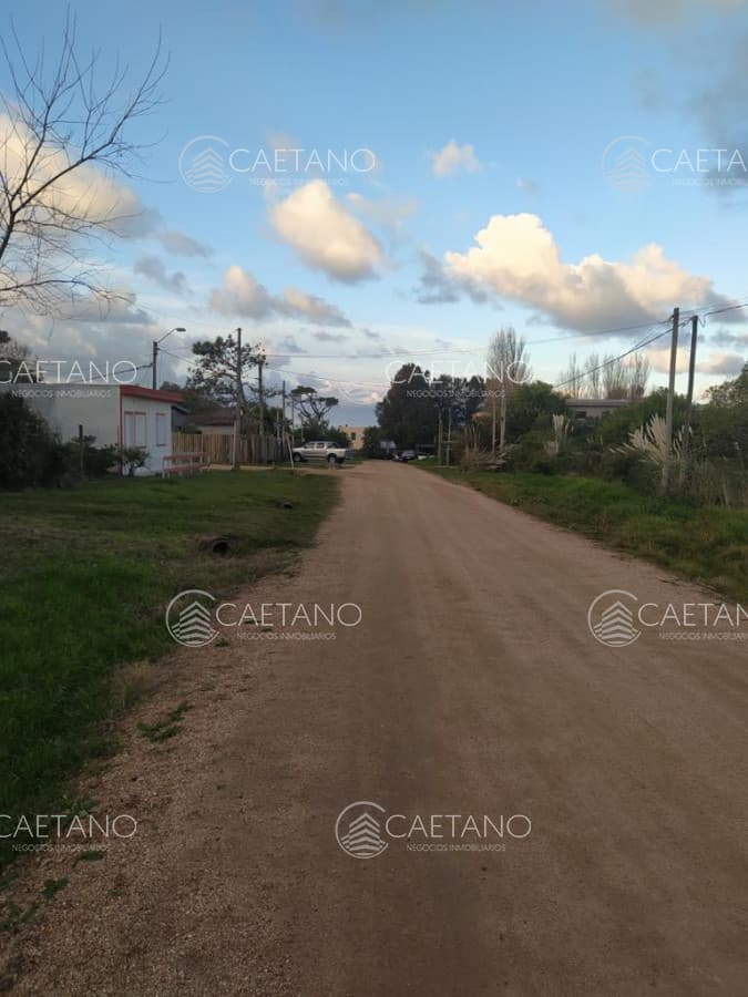 TERRENO EN EL CHORRO