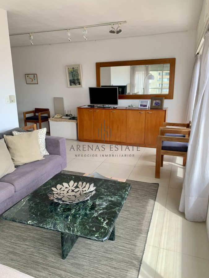 Apartamento ID.4464 - Apartamento en venta de 2  dormitorios en la Península , Punta del Este