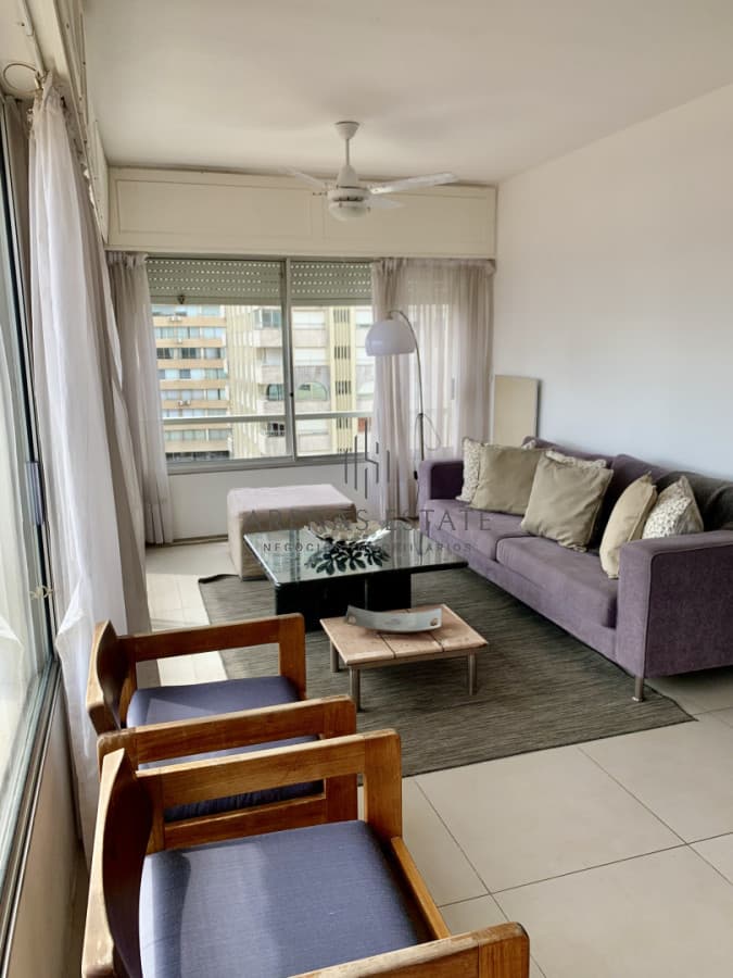 Apartamento ID.4464 - Apartamento en venta de 2  dormitorios en la Península , Punta del Este