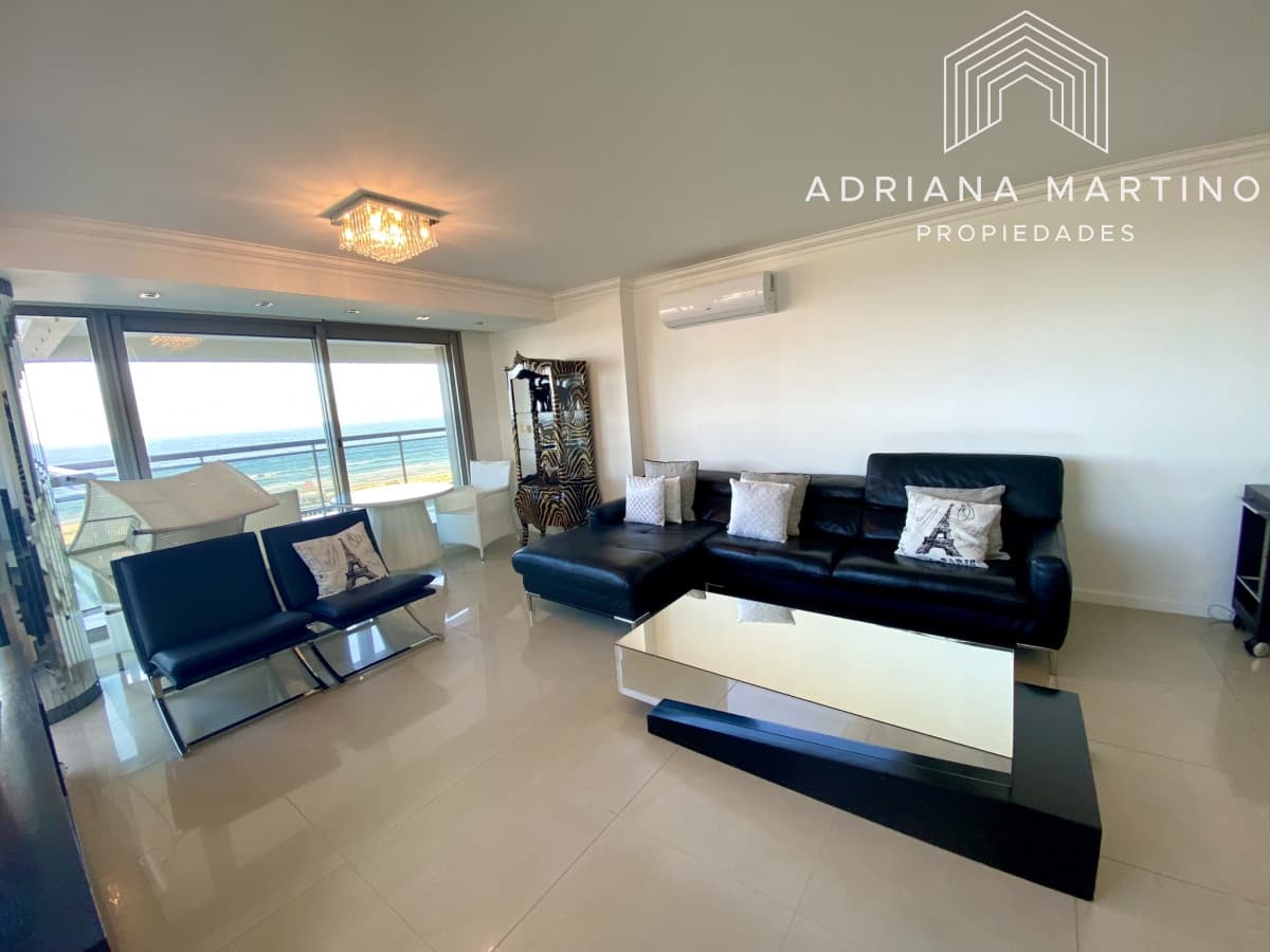 Apartamento de lujo en una excelente ubicacion de Punta del Este
