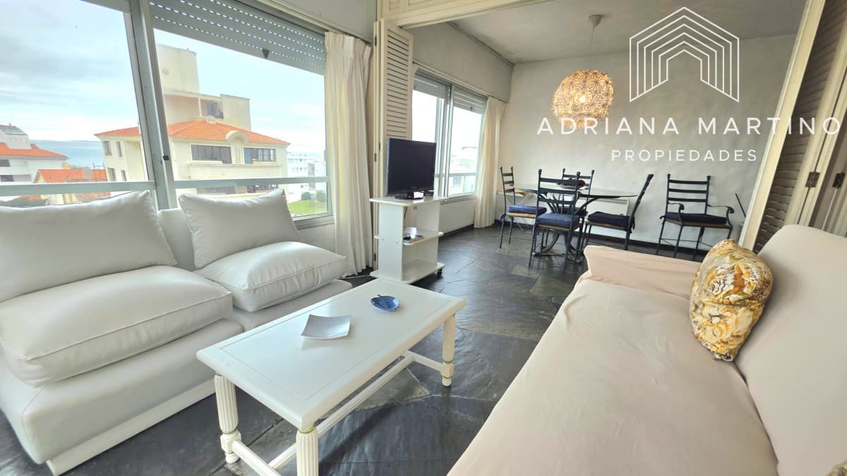 Apartamento en excelente ubicación a pasos de Playa Brava