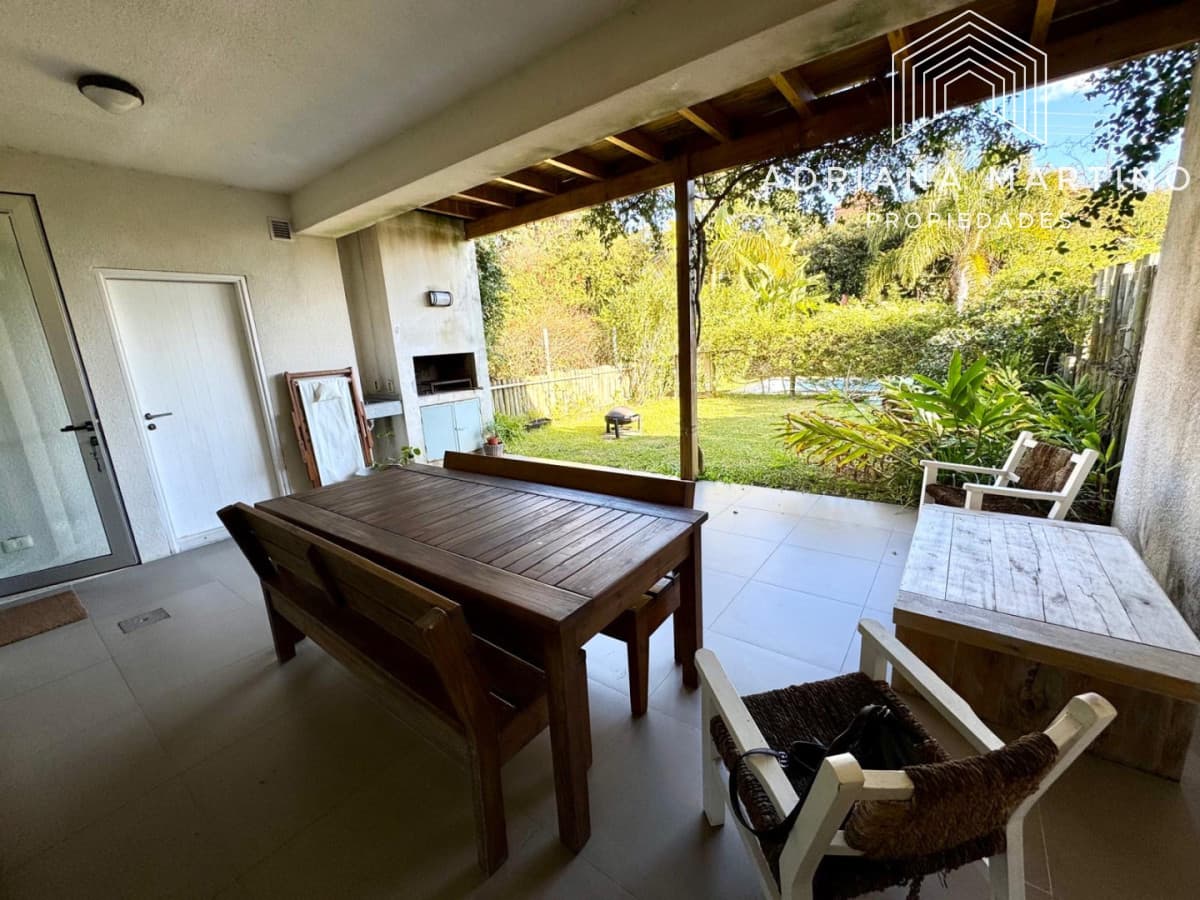 Exclusivo dúplex en venta y alquiler temporal con vista al mar – Punta Ballena