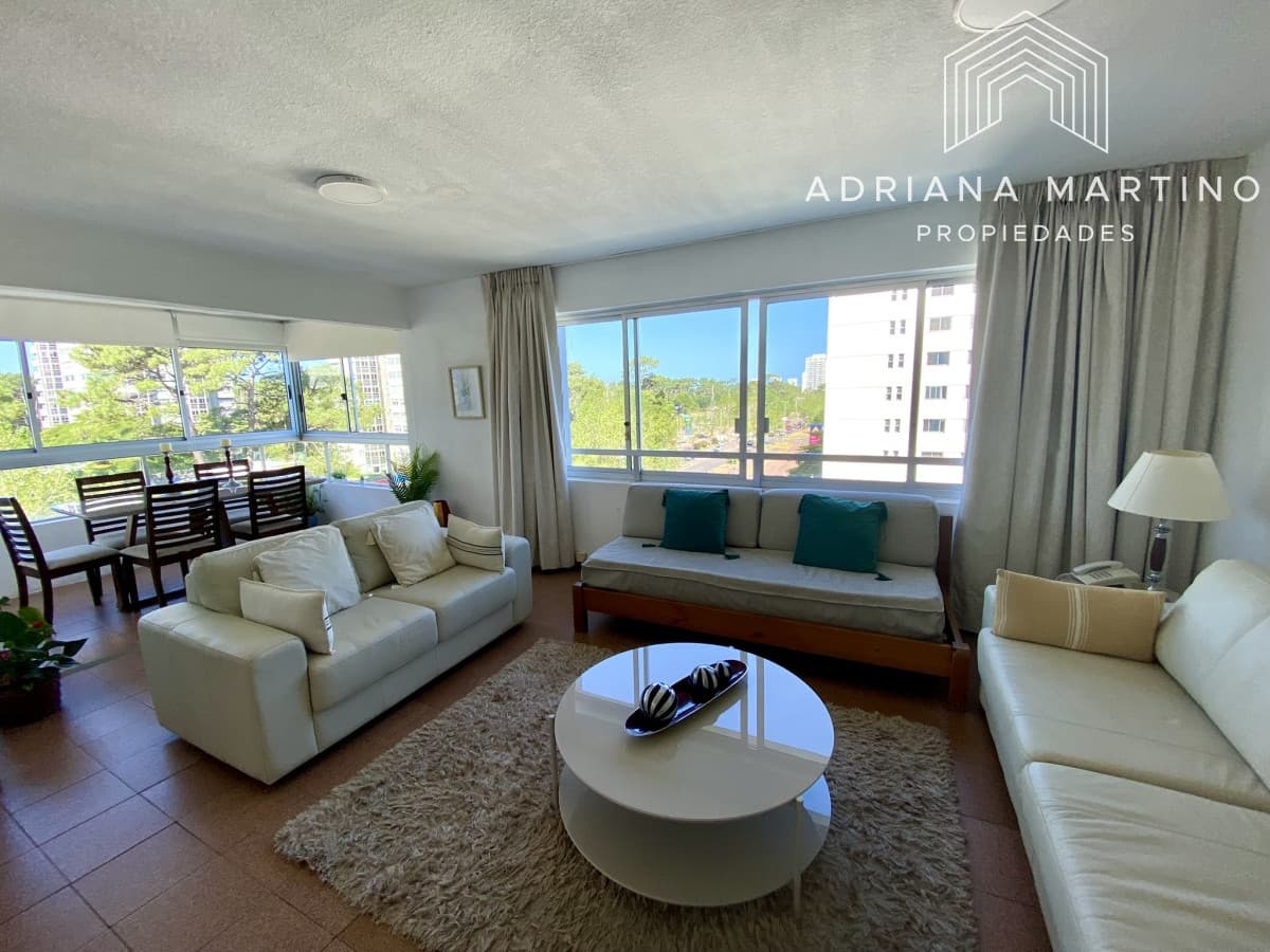 Excelente propiedad en Venta en zona Roosvelt