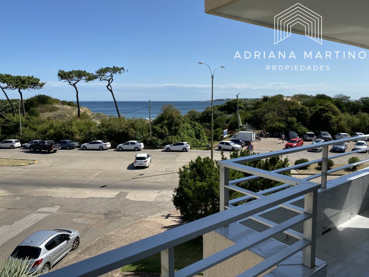 Cómodo apartamento en primera línea al mar