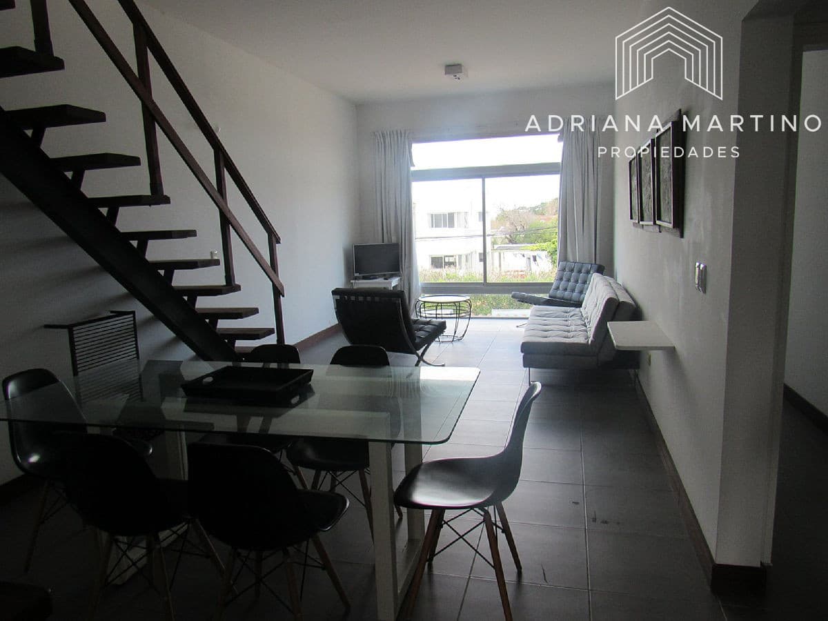 Muy lindo apartamento ubicado en Manantiales.