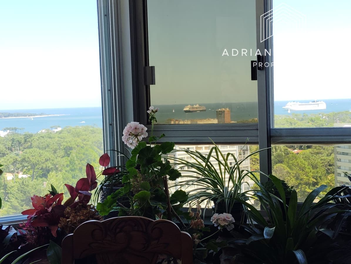 Hermoso apartamento en Roosevelt Punta del este