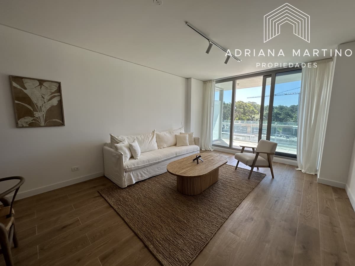 Apartamento en Punta del Este, Brava